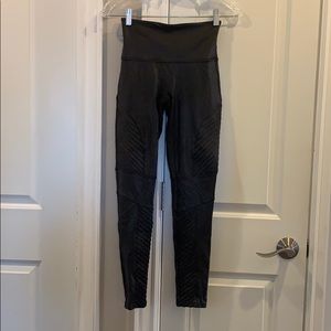 Spanx faux leather leggings, moto sz Medium black